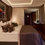 Hotel Lasagrada 5*