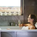 Hotel Lasagrada