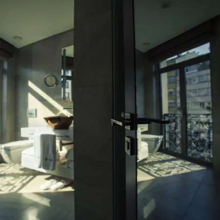 Otel Lasagrada İstanbul