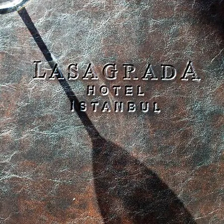 Lasagrada 5*