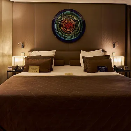 Otel Lasagrada