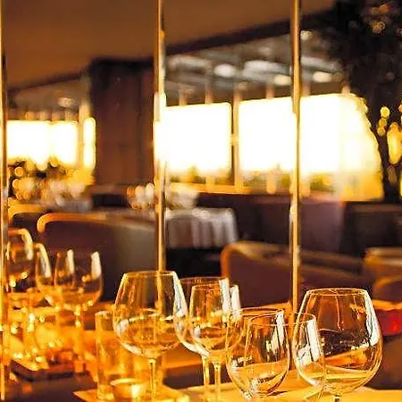 Hotel Lasagrada 5*