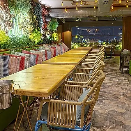 Hotel Lasagrada