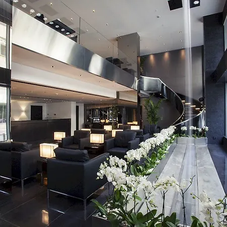Otel Lasagrada
