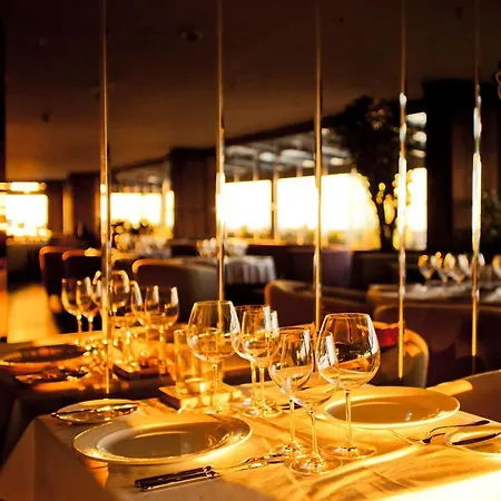 Otel Lasagrada 5*