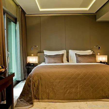 Otel Lasagrada 5*