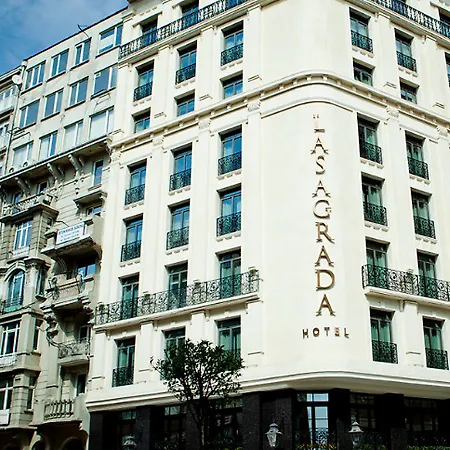 Lasagrada Hotel
