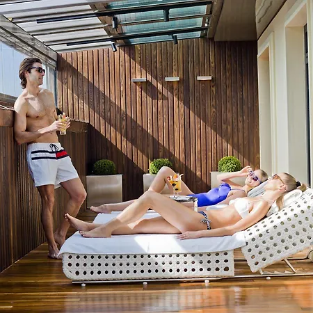 Lasagrada Otel 5*