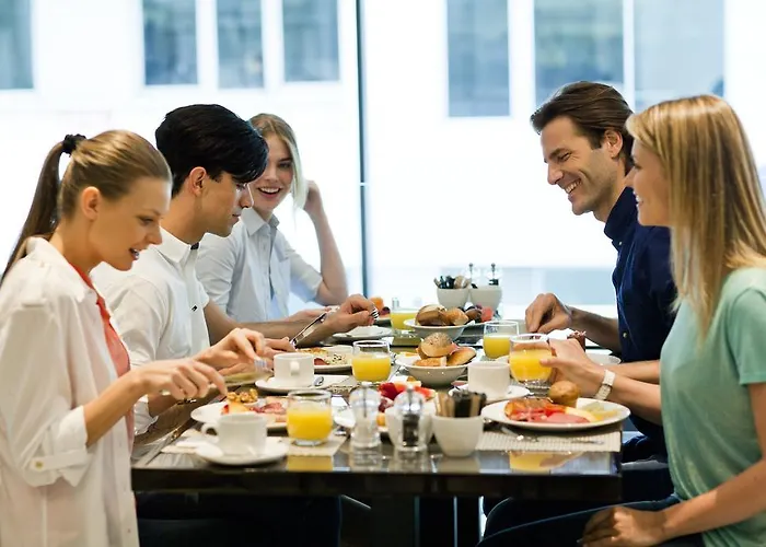 Отель Lasagrada 5*