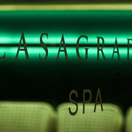 Lasagrada Hotel